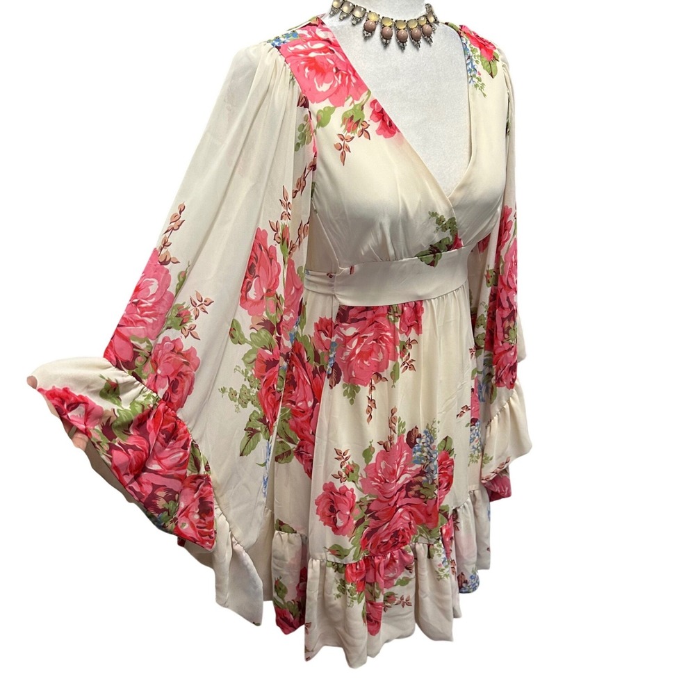 Betsy Johnson Womens Size 6 Floral Wrap V Neck Mini Dress Flare Sleeve Feminine